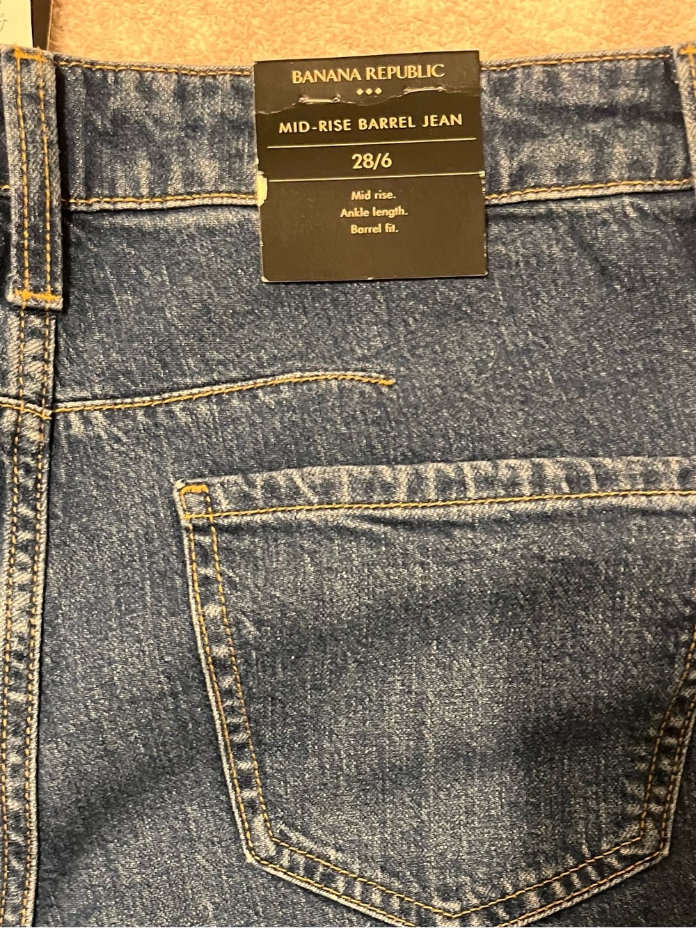 NWT Banana Republic Indigo Mid Rise Barrel Jeans 28/6 - Picture 5 of 6